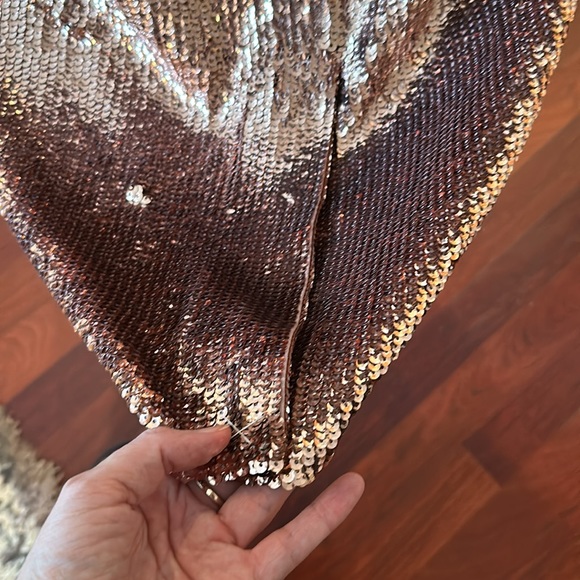 Jcrew sequin skirt in pinkish rose gold, size 2 - Picture 5 of 9